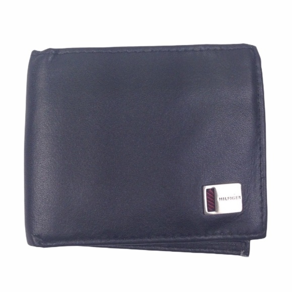 Tommy Hilfiger Wallet - Picture 1 of 6